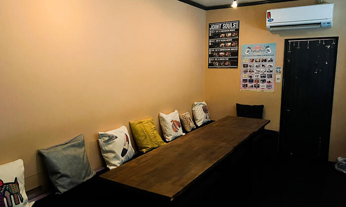 BAR CASAのテーブル席